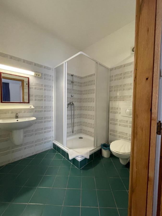 Katalinkert Panzio Bed and Breakfast Γκιόρ Εξωτερικό φωτογραφία