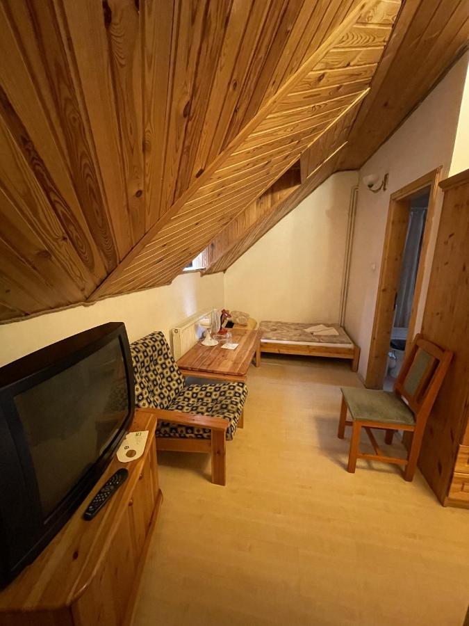 Katalinkert Panzio Bed and Breakfast Γκιόρ Εξωτερικό φωτογραφία