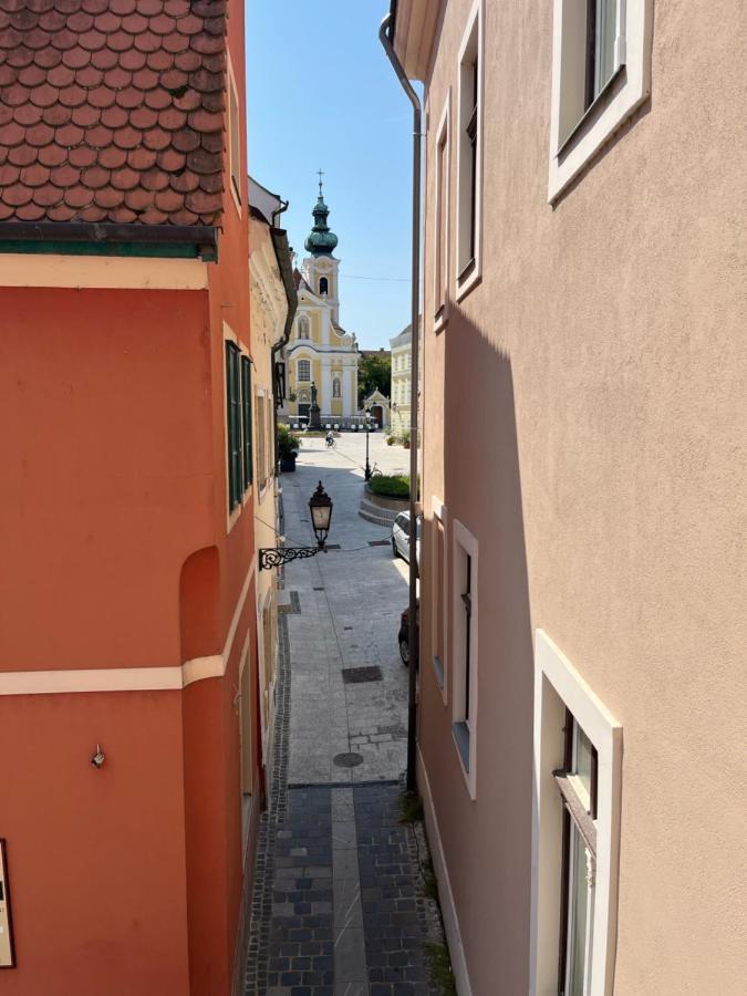 Katalinkert Panzio Bed and Breakfast Γκιόρ Εξωτερικό φωτογραφία