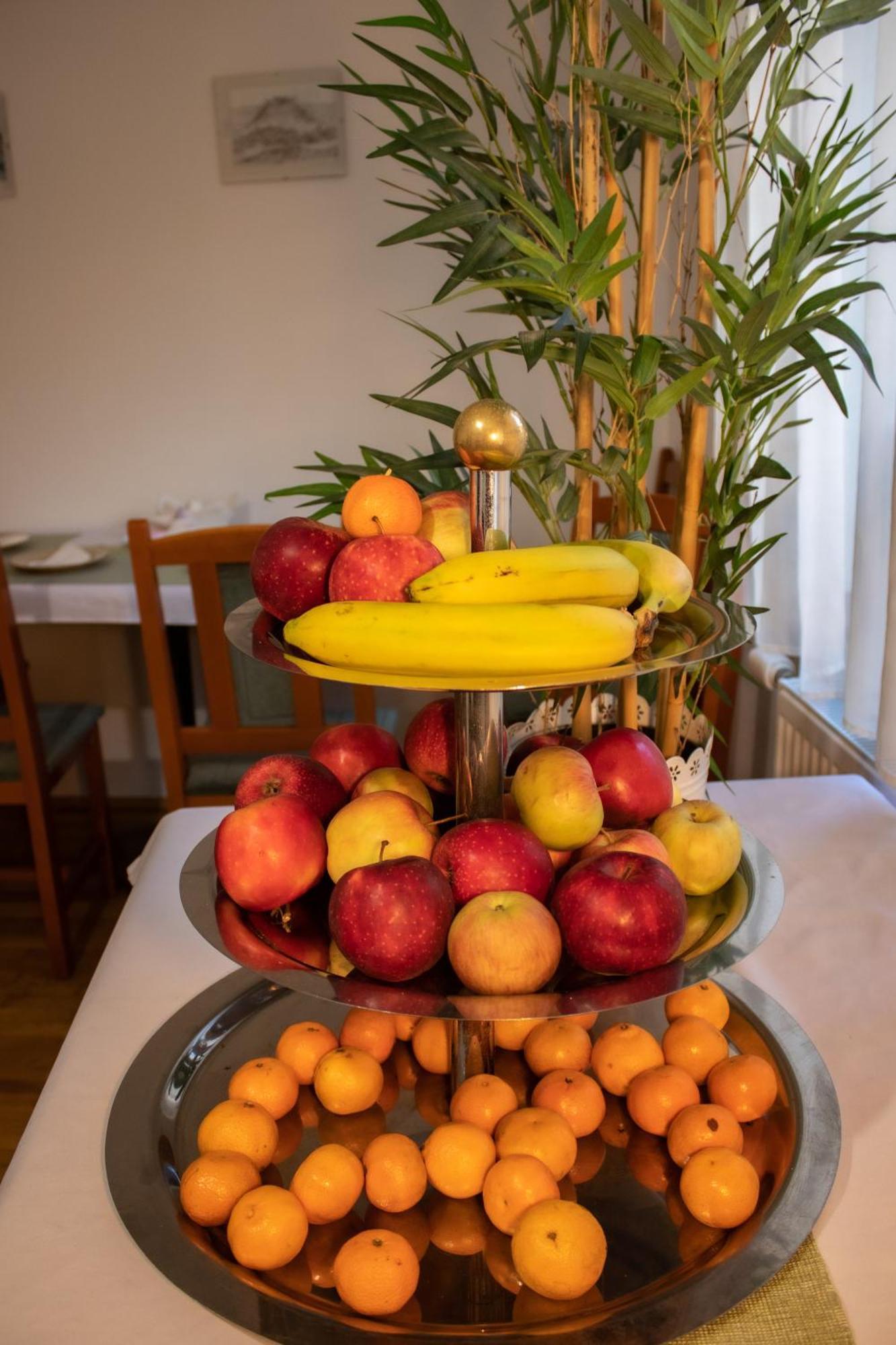 Katalinkert Panzio Bed and Breakfast Γκιόρ Εξωτερικό φωτογραφία
